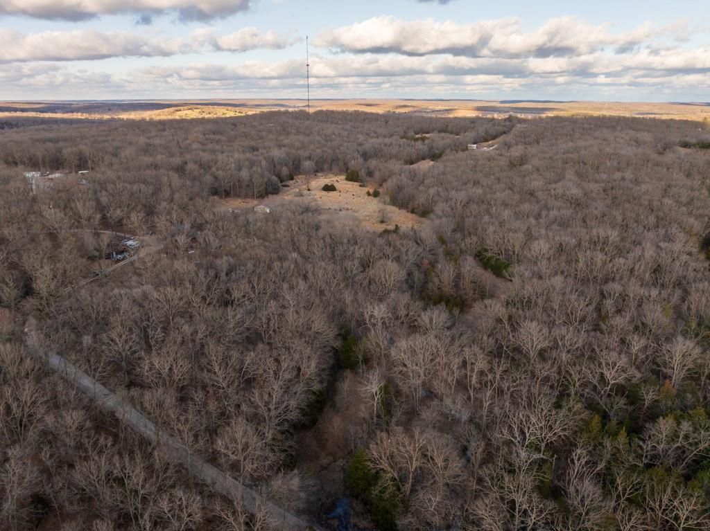 Photo of 25594 Hidden Valley Avenue, Warsaw, MO 65355 (MLS # 2607789)