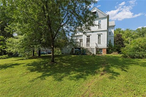 Tiny photo for 471 E Kansas Street, Liberty, MO 64068 (MLS # 2566877)