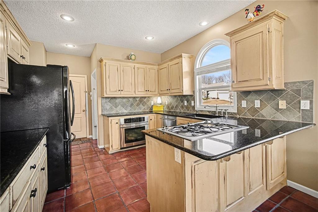 8623 N Liston Avenue