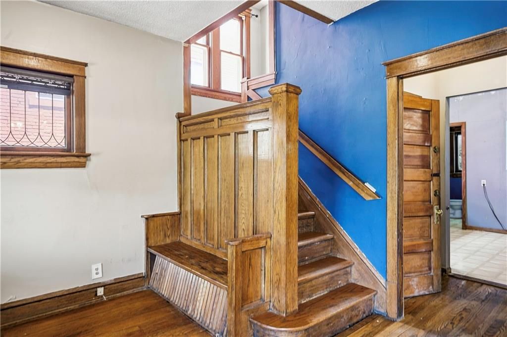 Photo of 3123 Central Street, Kansas City, MO 64111 (MLS # 2614527)