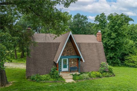 1017 NE 250 Road, Knob Noster, MO 65336 - #: 2576111