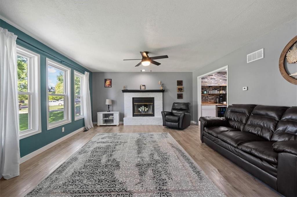 15704 Horton Lane