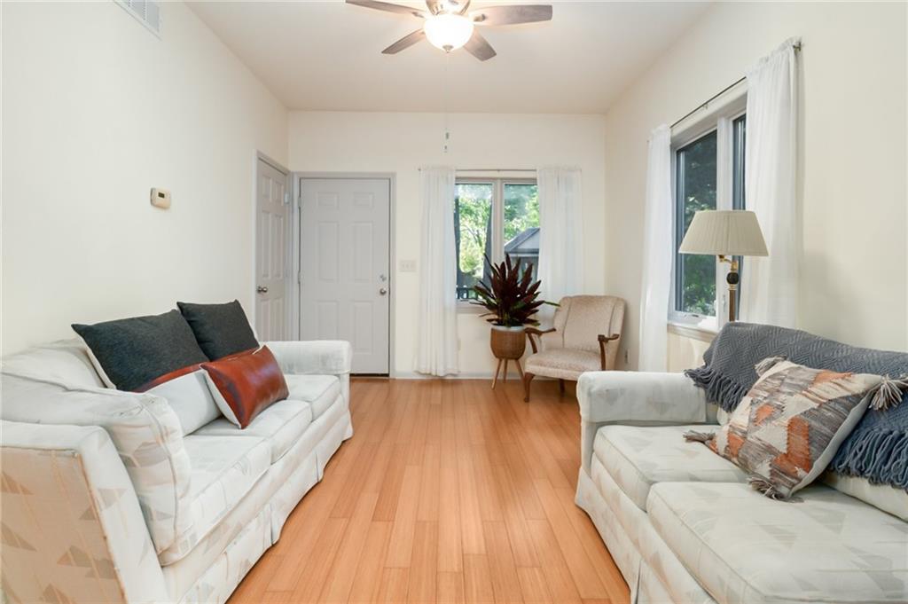 1218 Delaware Street 2a