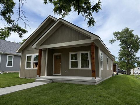 MLS: 2607403