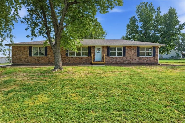 100 S STATE ROUTE F # N, GARDEN CITY, MO 64747 - Image e3b5b2f8a9daaca69a5ce295a00833ac/1520410985