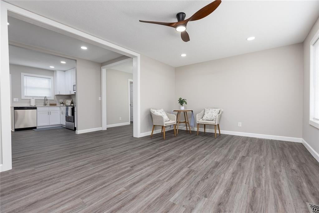 Photo of 638 E Mill Street, Liberty, MO 64068 (MLS # 2622351)