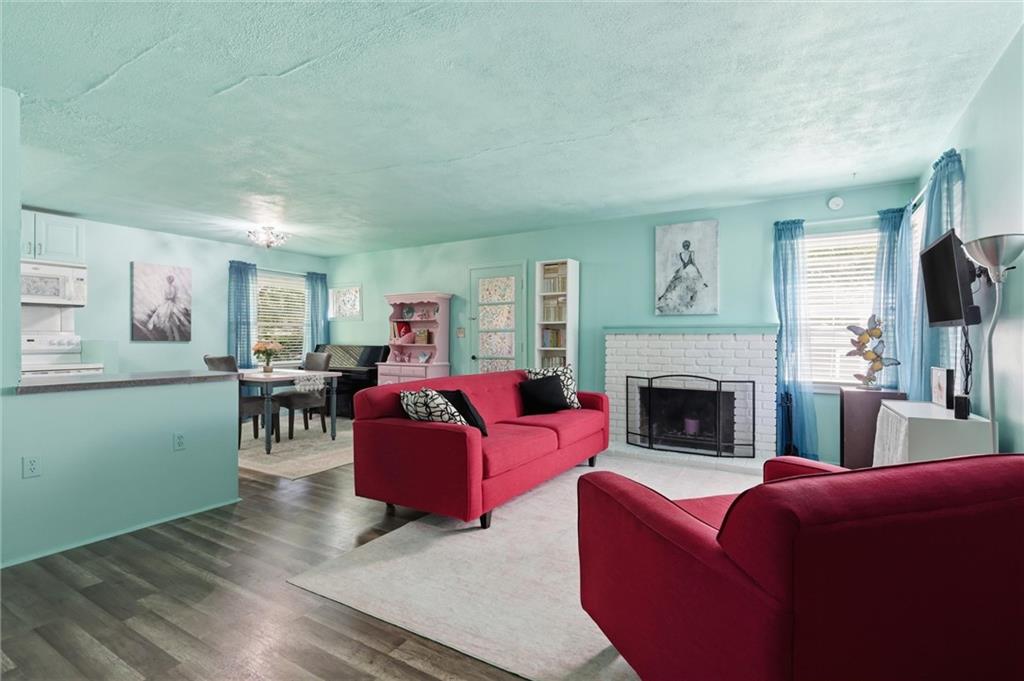 606 NE 44th Street