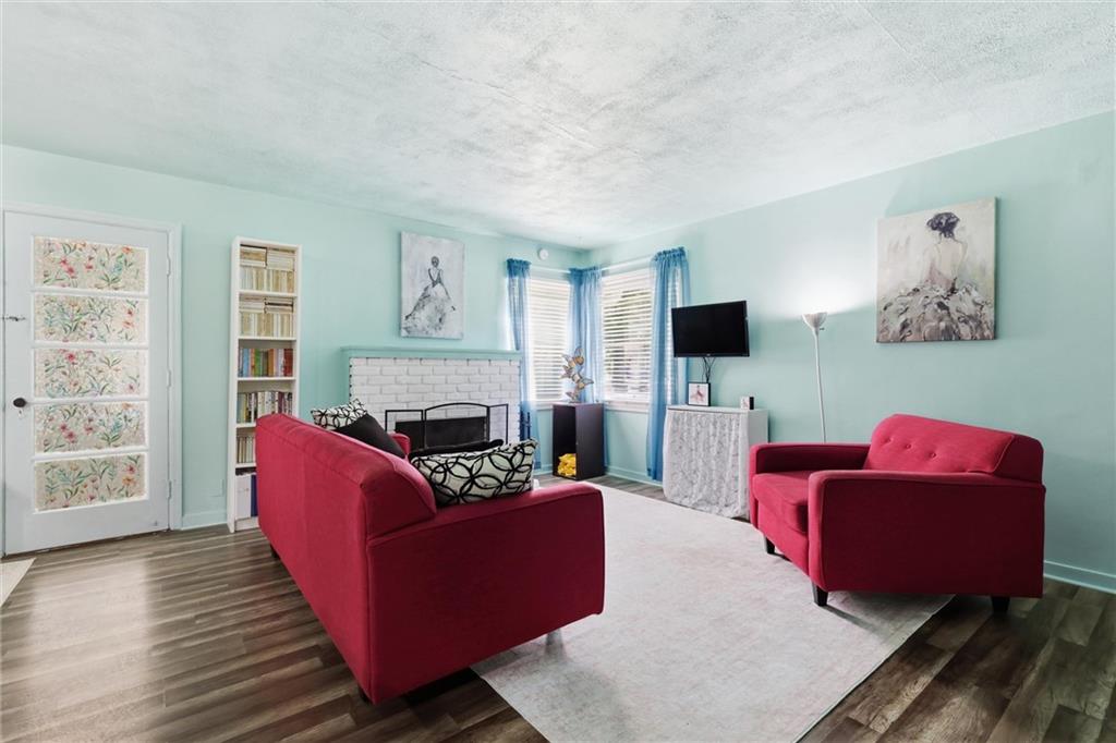 606 NE 44th Street