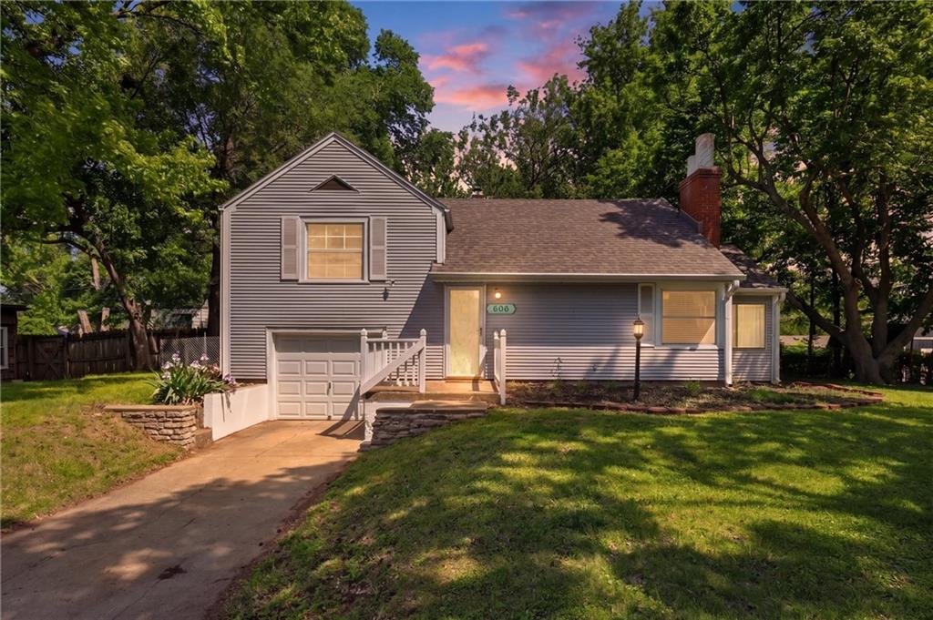 606 NE 44th Street
