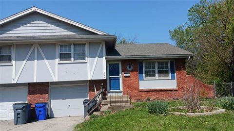 722 S Central Street, Olathe, KS 66061 - #: 2543767