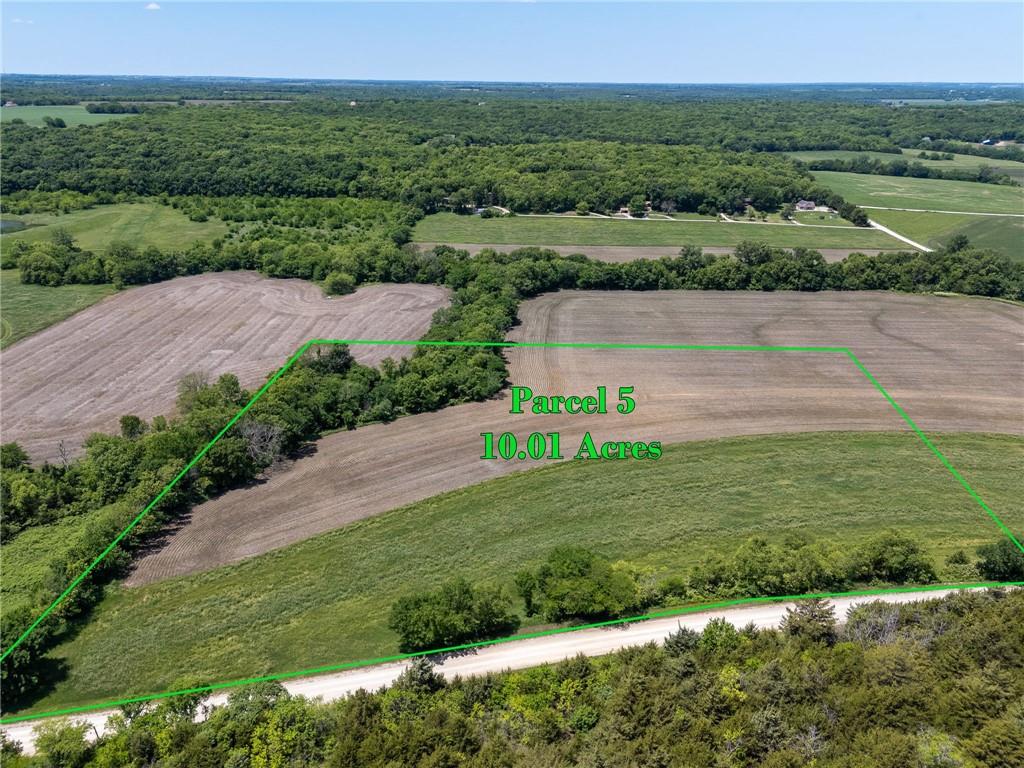10.01 Acres M/L E 1100 Road