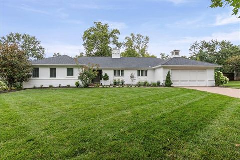 2722 W 67th Terrace Mission Hills KS 66208