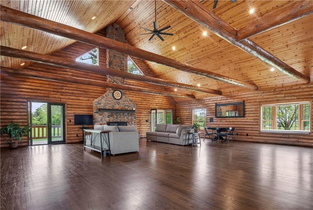 Lee'S Summit, Missouri, 64086, United States, 6 Bedrooms Bedrooms, ,5 BathroomsBathrooms,Residential,Active,2045037