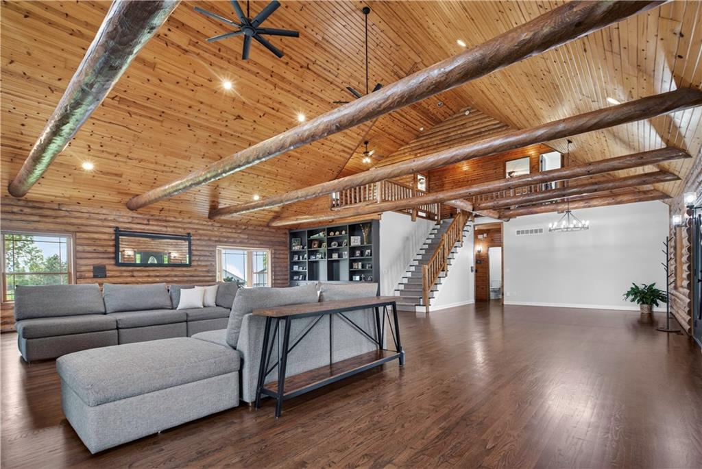 Lee'S Summit, Missouri, 64086, United States, 6 Bedrooms Bedrooms, ,5 BathroomsBathrooms,Residential,Active,2045037