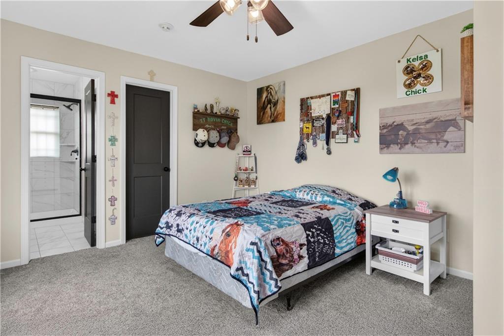 Lee'S Summit, Missouri, 64086, United States, 6 Bedrooms Bedrooms, ,5 BathroomsBathrooms,Residential,Active,2045037