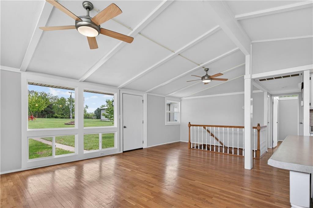 Lee'S Summit, Missouri, 64086, United States, 6 Bedrooms Bedrooms, ,5 BathroomsBathrooms,Residential,Active,2045037