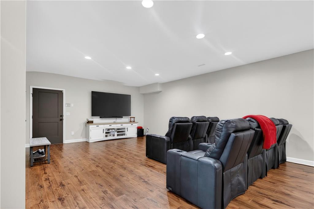Lee'S Summit, Missouri, 64086, United States, 6 Bedrooms Bedrooms, ,5 BathroomsBathrooms,Residential,Active,2045037