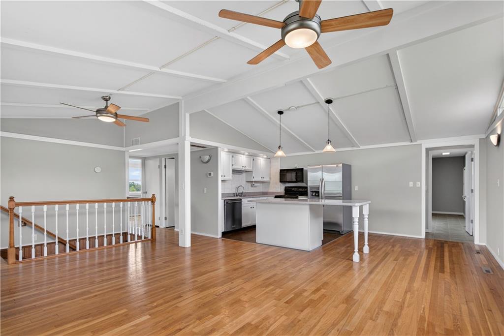 Lee'S Summit, Missouri, 64086, United States, 6 Bedrooms Bedrooms, ,5 BathroomsBathrooms,Residential,Active,2045037