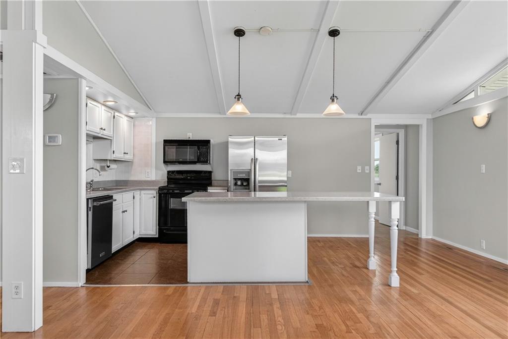 Lee'S Summit, Missouri, 64086, United States, 6 Bedrooms Bedrooms, ,5 BathroomsBathrooms,Residential,Active,2045037