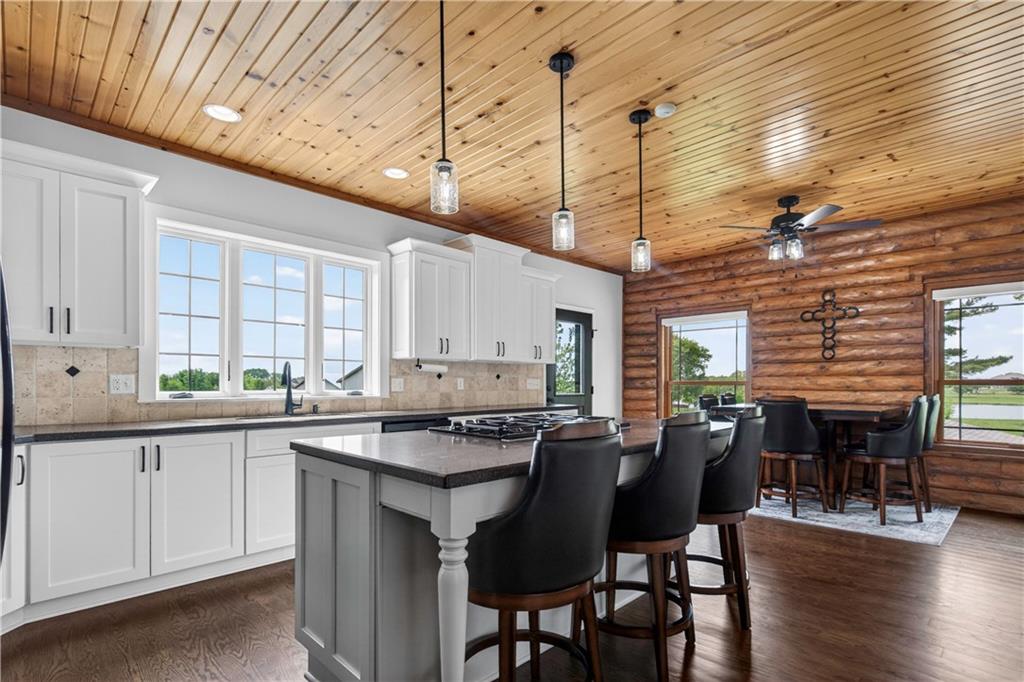 Lee'S Summit, Missouri, 64086, United States, 6 Bedrooms Bedrooms, ,5 BathroomsBathrooms,Residential,Active,2045037