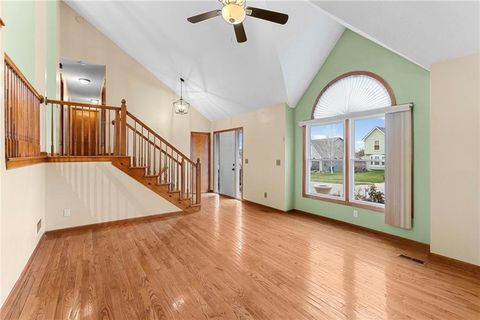 Tiny photo for 828 Black Oak Drive, Liberty, MO 64068 (MLS # 2589550)