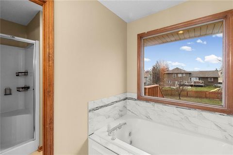 Tiny photo for 828 Black Oak Drive, Liberty, MO 64068 (MLS # 2589550)