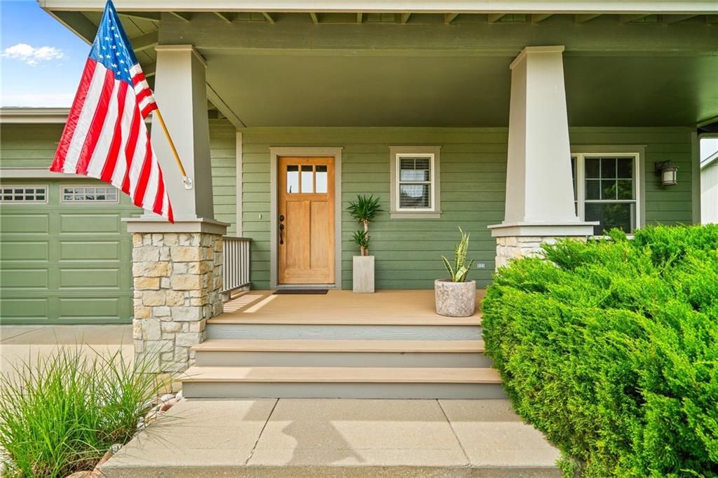 Photo of 200 Rock Bridge Parkway, Excelsior Springs, MO 64024 (MLS # 2618353)