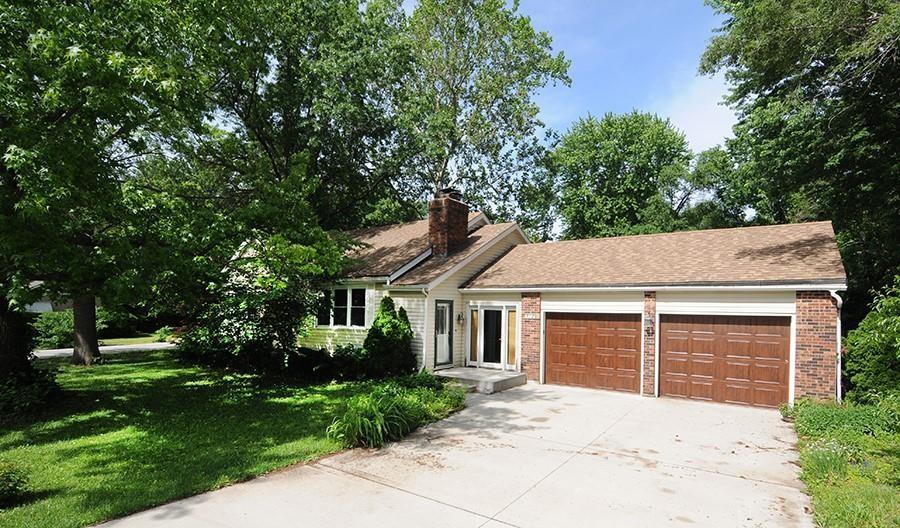 5212 W 76th Street