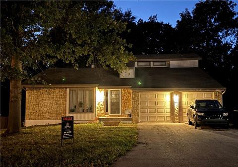 Photo of 3048 N 85th Place, Kansas City, KS 66109 (MLS # 2579307)