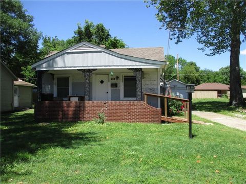 519 E 21st Street Pittsburg KS 66762