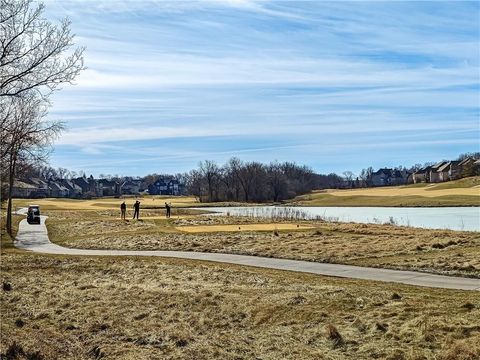 Photo of 14770 S St Andrew Avenue, Olathe, KS 66061 (MLS # 2599368)