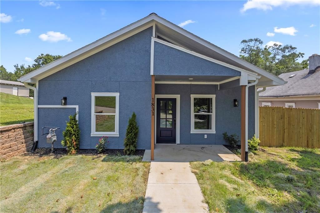 Photo of 1831 N 14th Street, Kansas City, KS 66104 (MLS # 2596801)