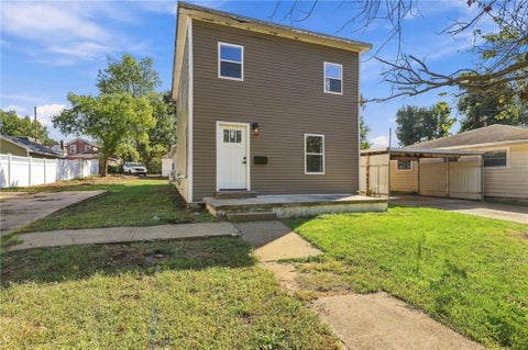 Photo of 15 S Holbrook Street, Fort Scott, KS 66701 (MLS # 2646687)