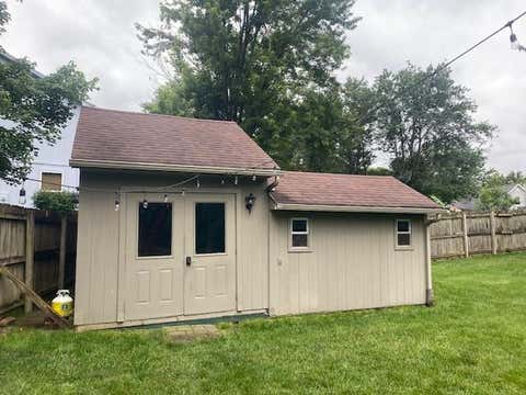 Tiny photo for 632 Taylor Drive, Liberty, MO 64068 (MLS # 2624333)
