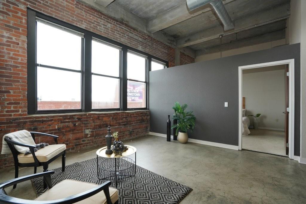 1535 Walnut Street 705