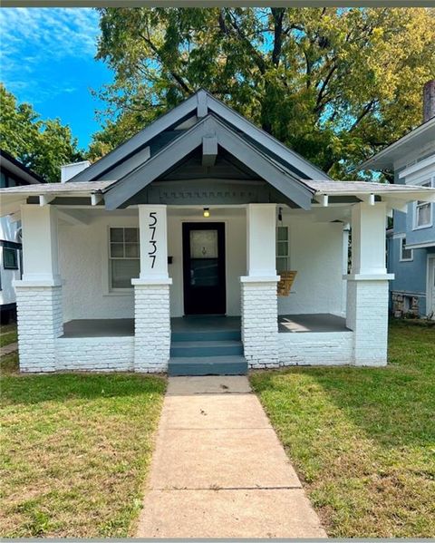 Photo of 5737 VIRGINIA Avenue, Kansas City, MO 64110 (MLS # 2579568)