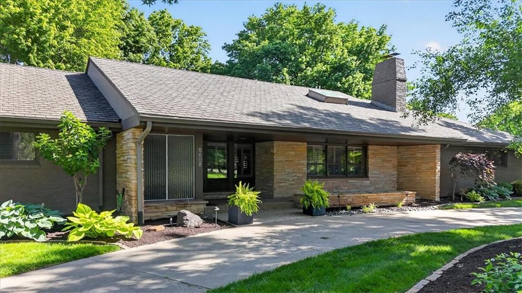 8608 Reinhardt Lane