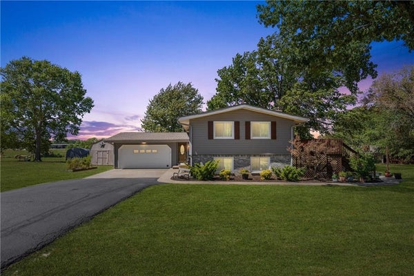 1679 CR 3950, COFFEYVILLE, KS 67337 - Image e59fb8d8852706e5321e2bc4b792db4c/3068079147