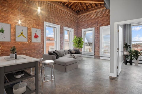 Photo of 113 W 5th Street #305, Kansas City, MO 64105 (MLS # 2625163)