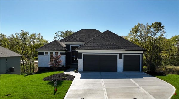 4921 NW 70TH TER, KANSAS CITY, MO 64151 - Image e5b6f48a90c6f87376d3b3a8cfabf0d2/1384380885