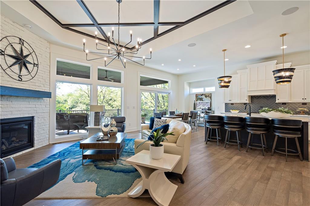 4921 NW 70th Terrace