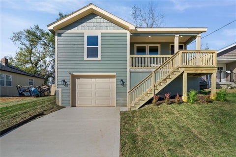 Photo of 2714 N 21st Place, Kansas City, KS 66104 (MLS # 2648690)