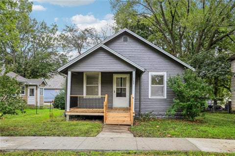 709 S Tremont Avenue, Ottawa, KS 66067 - MLS#: 2643680