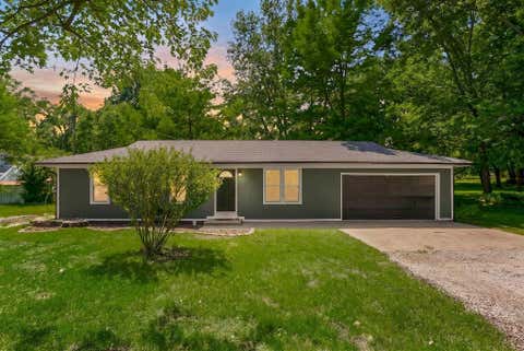 Photo of 803 Madison Street, Pleasant Hill, MO 64080 (MLS # 2625061)