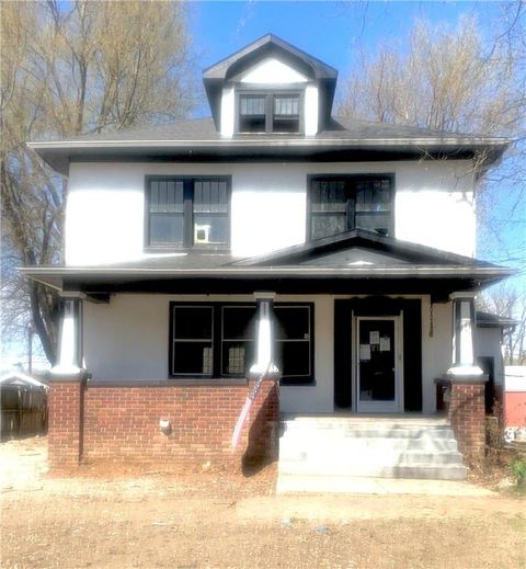 208 W Piankishaw Street, Paola, KS 66071 - MLS#: 2538013