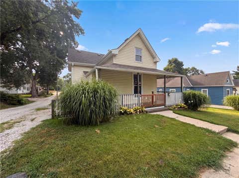 Tiny photo for 423 N Missouri Street, Liberty, MO 64068 (MLS # 2634469)