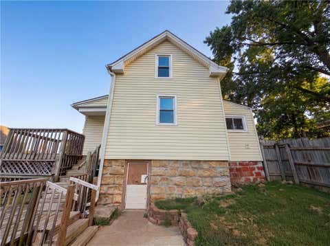 Tiny photo for 423 N Missouri Street, Liberty, MO 64068 (MLS # 2634469)