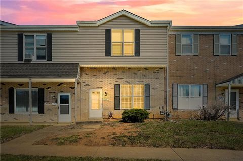 Photo of 6521 E 128th Street, Grandview, MO 64030 (MLS # 2616581)