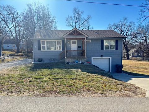 5611 Miami Avenue Kansas City KS 66106