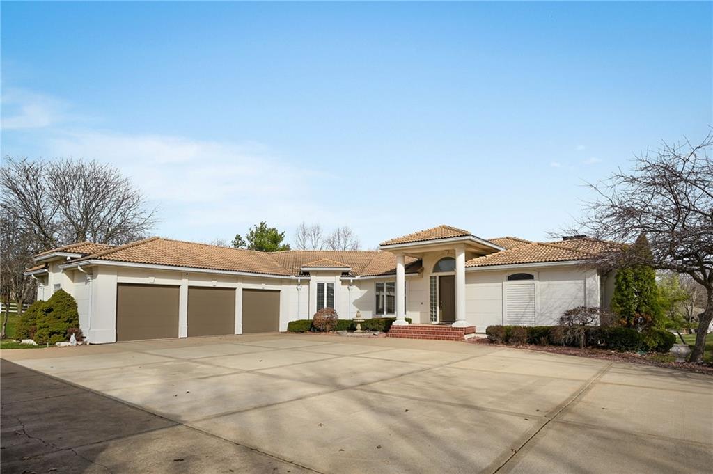 900 Blackwell Road